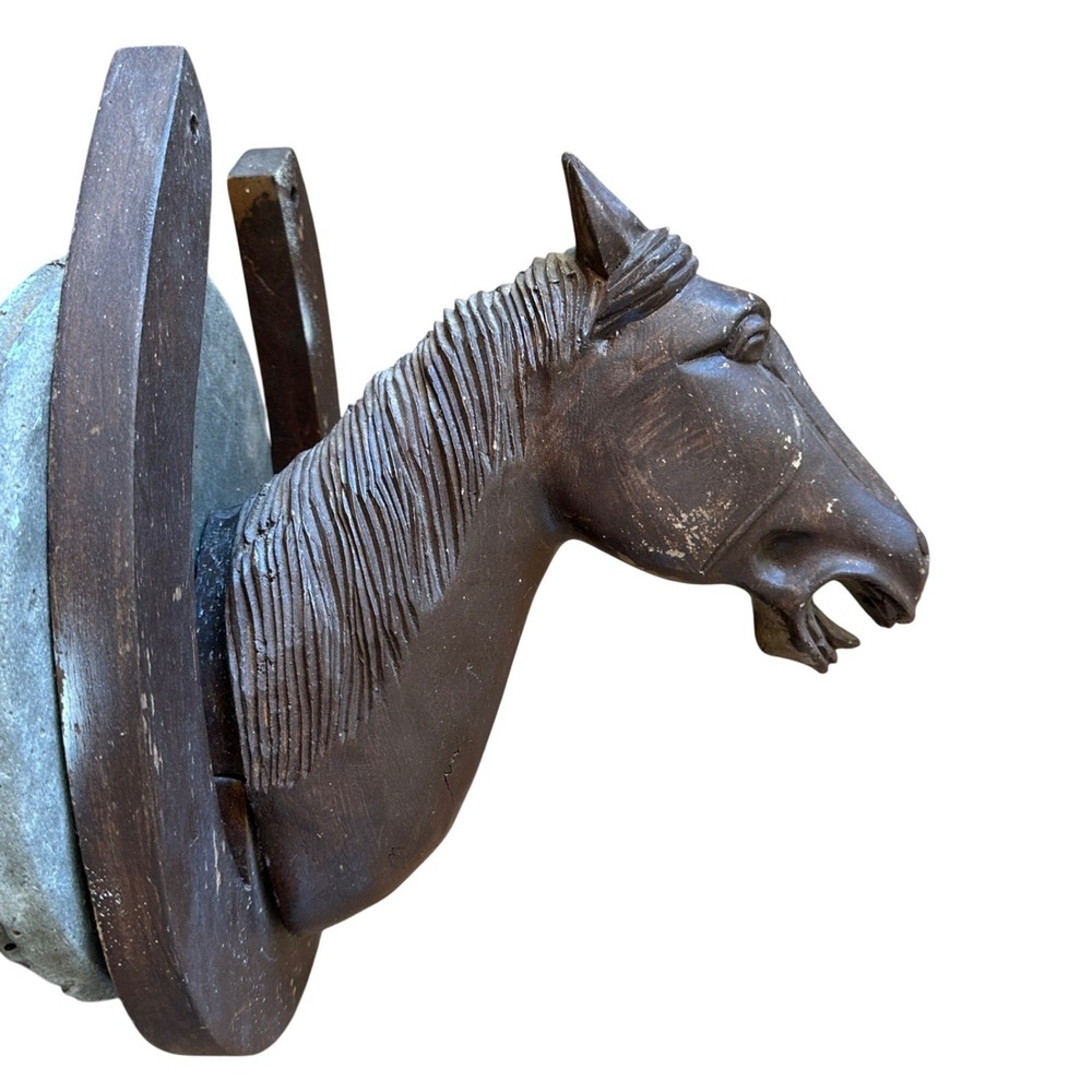 Vintage Hand‎ Carved Wood Horse Head Sculpture in Horseshoe Wall Decor Rustic